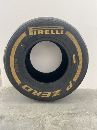 Gomma pirelli zero - zero, formula1